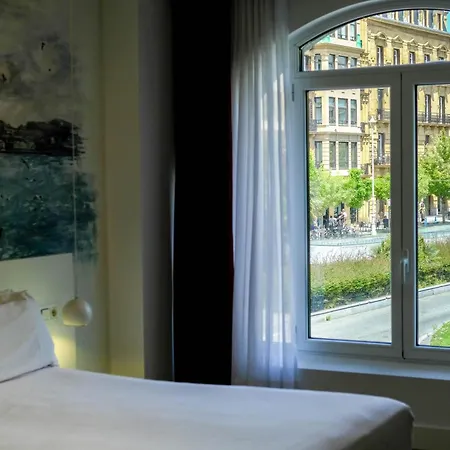 Boulevart Donostia Penzion 4*