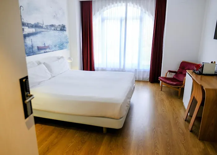 بيت ضيافة Boulevart Donostia سان سيباستيان